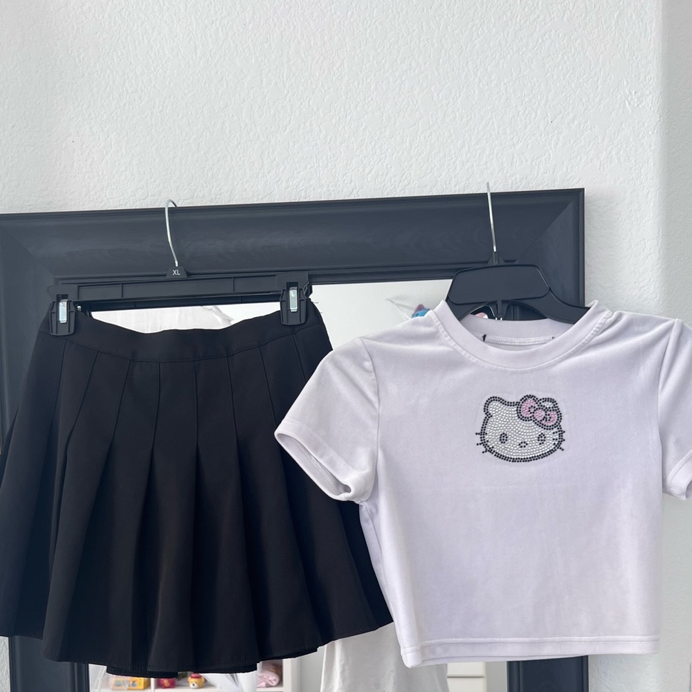 Hello Kitty outfit